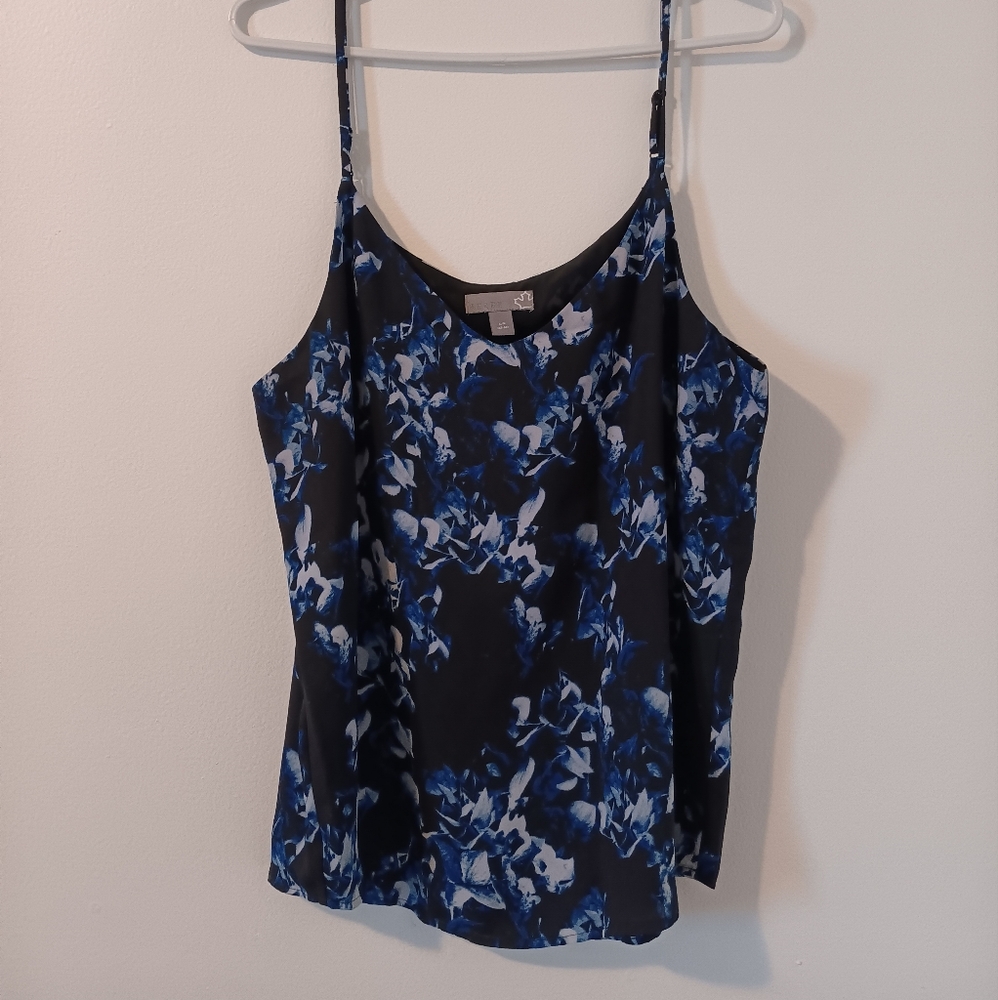 2 For 25$ Sears Black and Blue Patterned Camisole